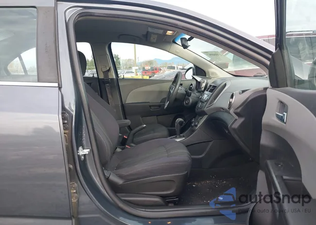 1G1JC5SH1C4179280: 43804997