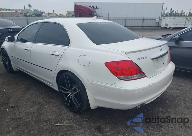 JH4KB16505C003674: 43805125