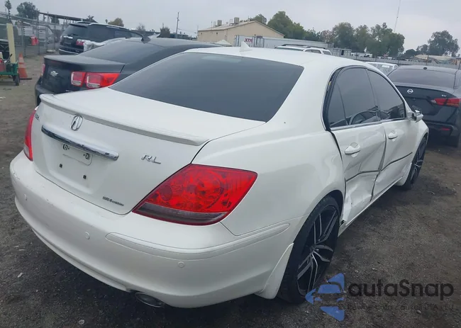 JH4KB16505C003674: 43805125