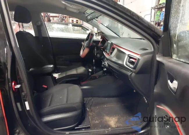 3KPA24AD0LE298357: 43805188