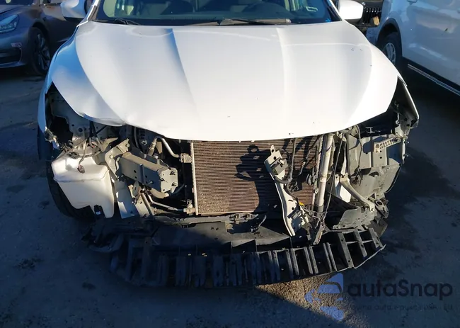 3N1AB7AP4JY327661: 43805190