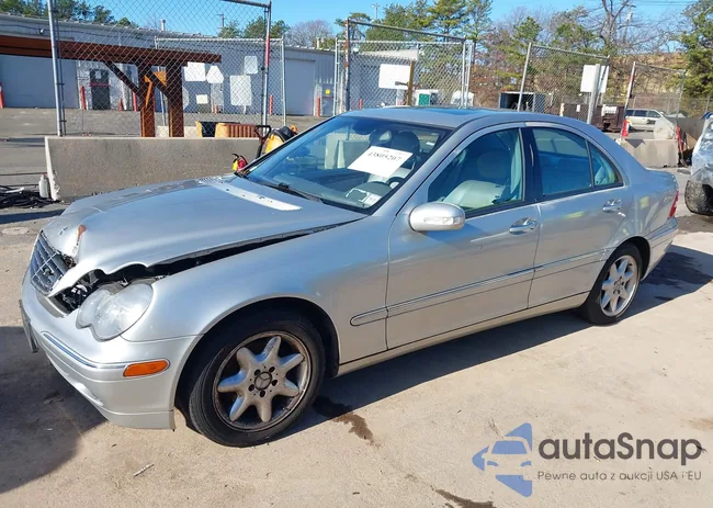 WDBRF61J93A469617: 43805207