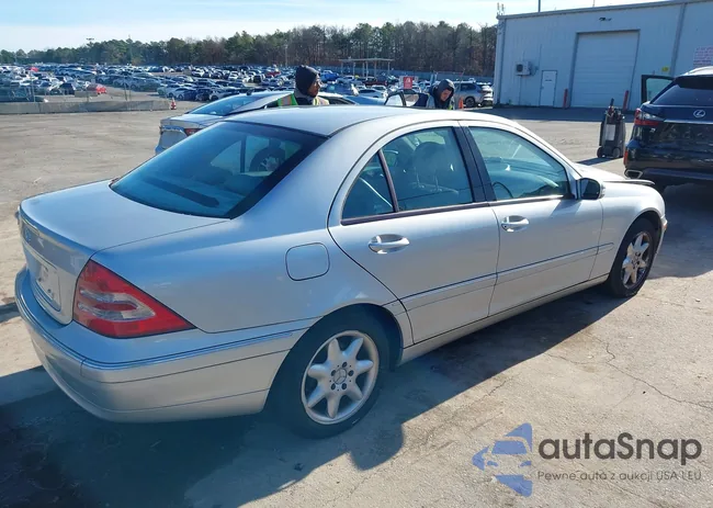 WDBRF61J93A469617: 43805207