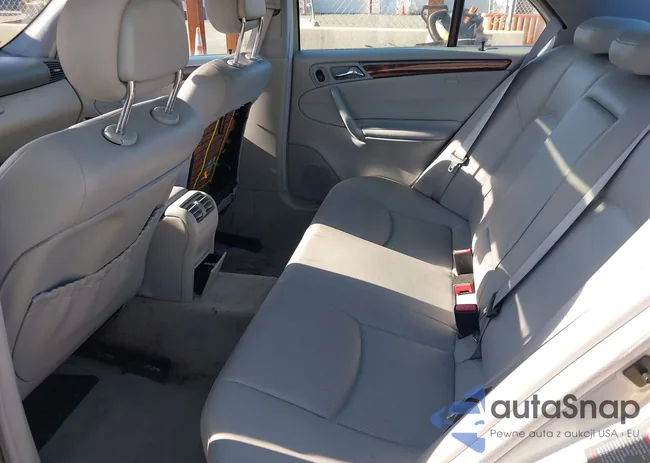 WDBRF61J93A469617: 43805207