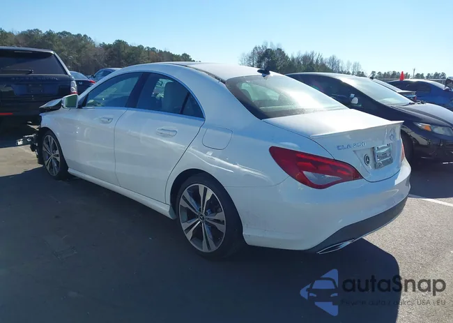 WDDSJ4EB1KN724704: 43805297