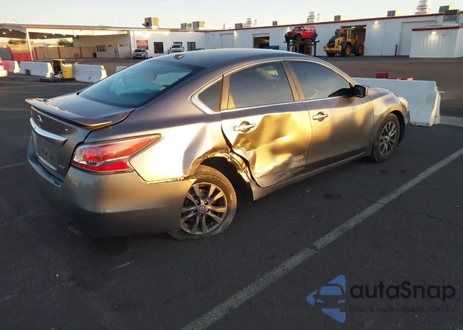 1N4AL3APXFC467108: 43804755