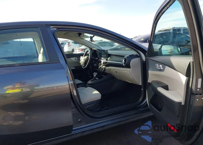 3KPF24AD6NE456810: 43804766