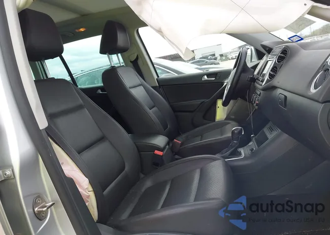 WVGSV7AX2HK014332: 43804787