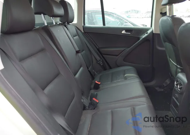 WVGSV7AX2HK014332: 43804787