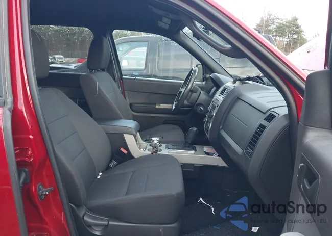 1FMCU9D71BKA18443: 43804830