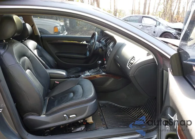 WAUMFAFR2FA032556: 43804847