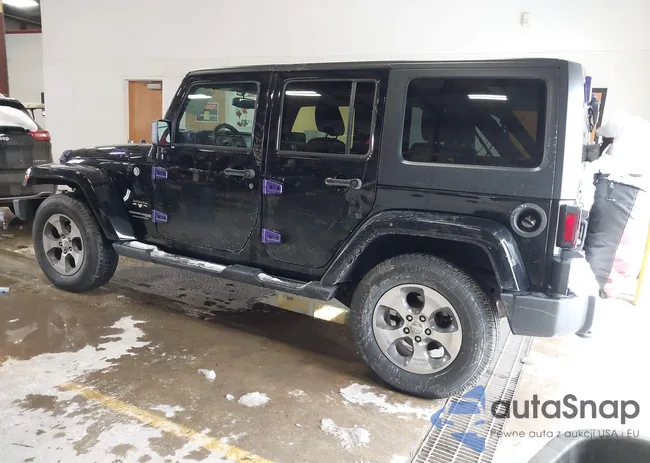 1C4HJWEG8JL872662: 43804863