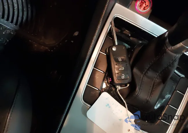 1VWBP7A33DC067960: 43804872