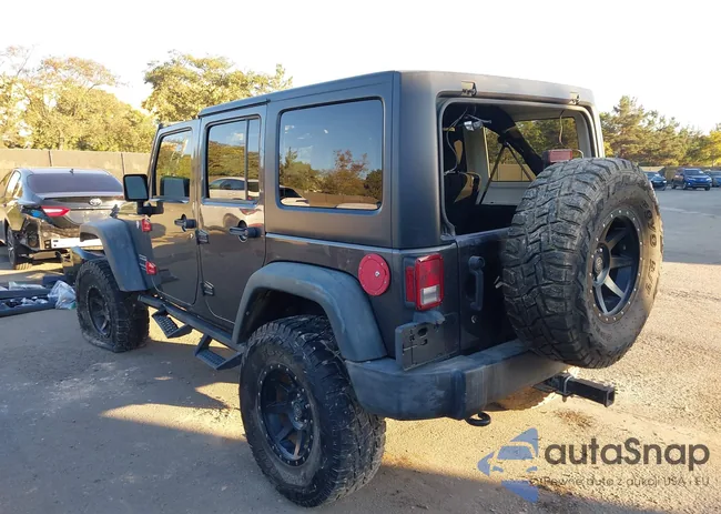 1C4BJWDG3JL882054: 43804937