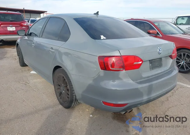 3VW2K7AJ5FM409276: 43805977