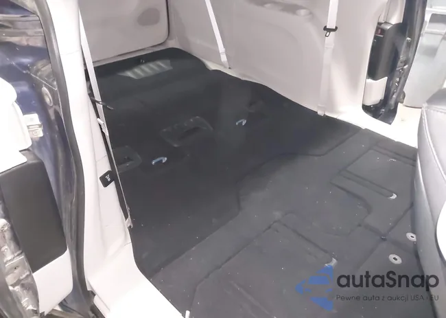 2C4RC1EG3HR656267: 43806052