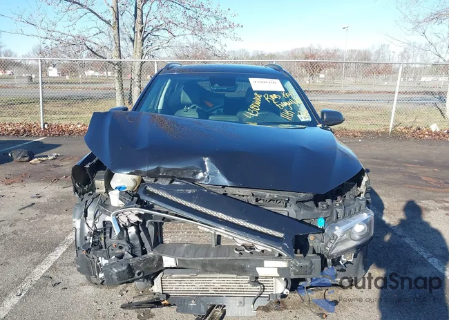 KM8K3CA58LU514974: 43806108