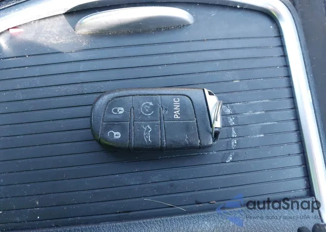 2C3CDXHG7JH162687: 43806261