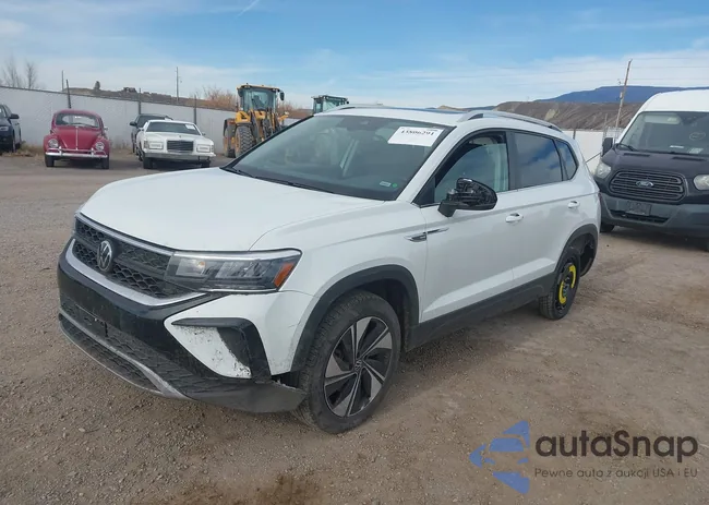 3VVVX7B2XRM131120: 43806291