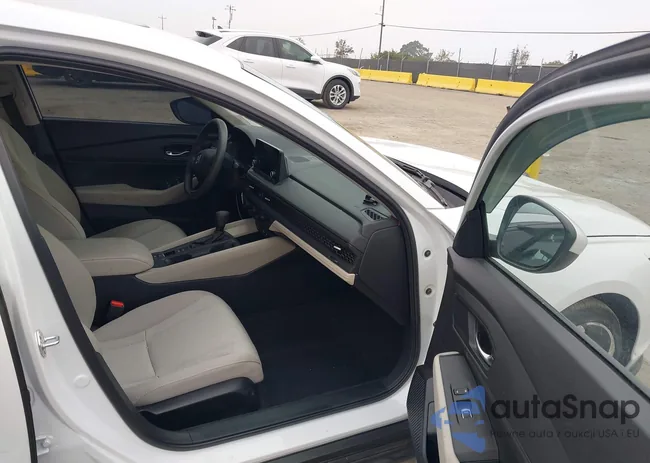 1HGCY1F32PA051003: 43806469