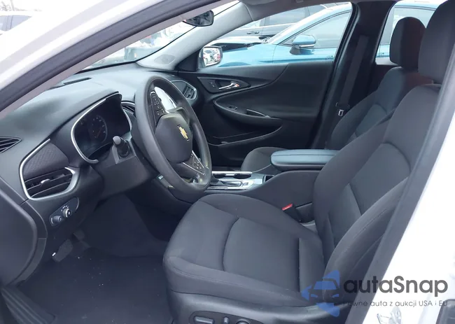 1G1ZD5ST1RF226809: 43805556