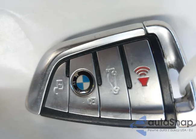 5UXJU4C09L9C05300: 43805689