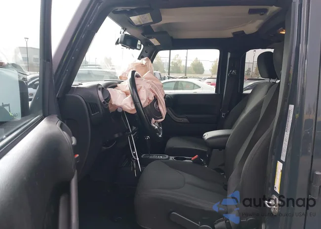 1C4BJWDG3HL701299: 43805708