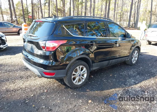 1FMCU0GD3JUC28400: 43805745