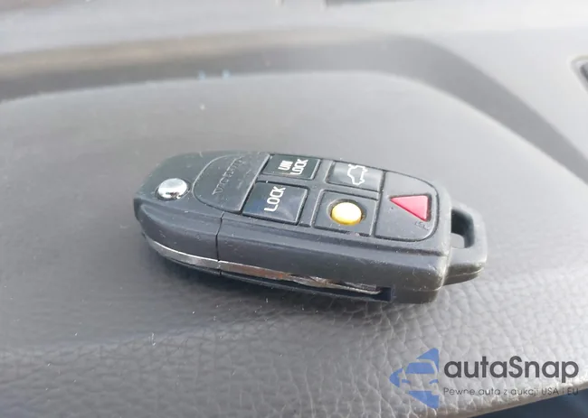 YV4CN982691520796: 43806943