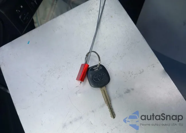 2T1BURHE1FC236365: 43806960