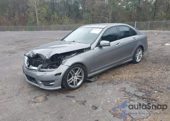 WDDGF8AB1DG052476: 43807091