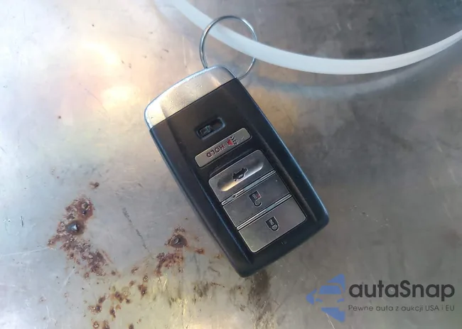 19UDE2F35JA008902: 43807218