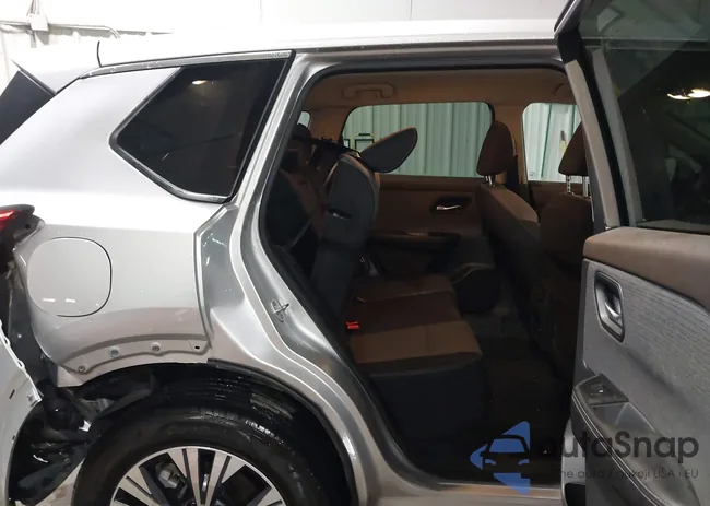 5N1BT3BB6NC676518: 43807281