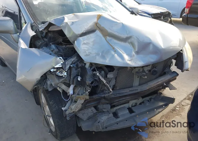 3N1BC13E39L419153: 43807312