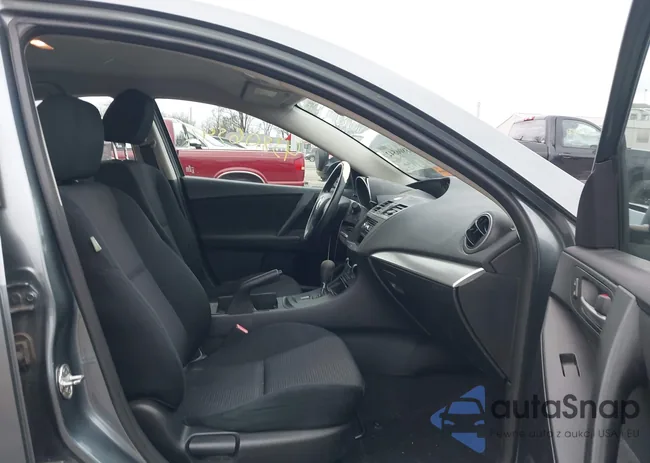 JM1BL1UF9C1559131: 43806542