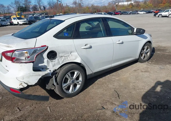 1FADP3F2XEL121105: 43806563