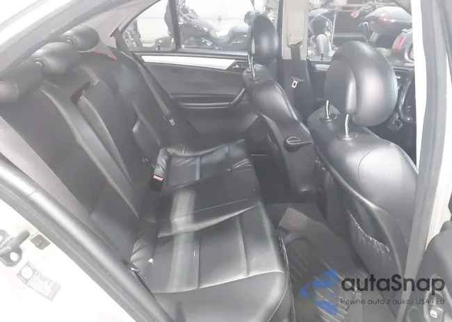 WDBRF40J65F574966: 43806566