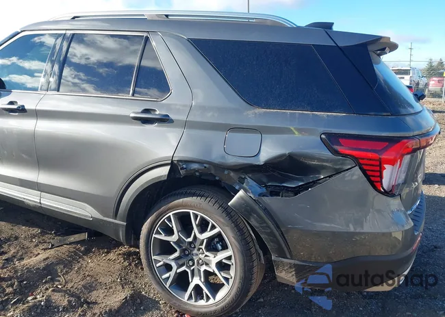 1FMWK8HC1SGC74184: 43806674