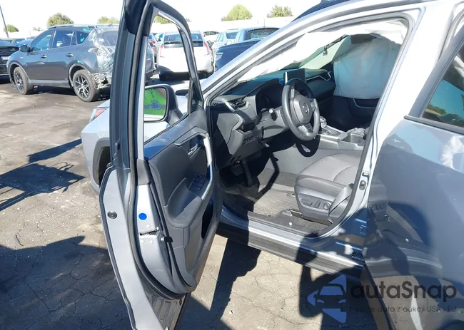 JTMRWRFV0RD215574: 43806720