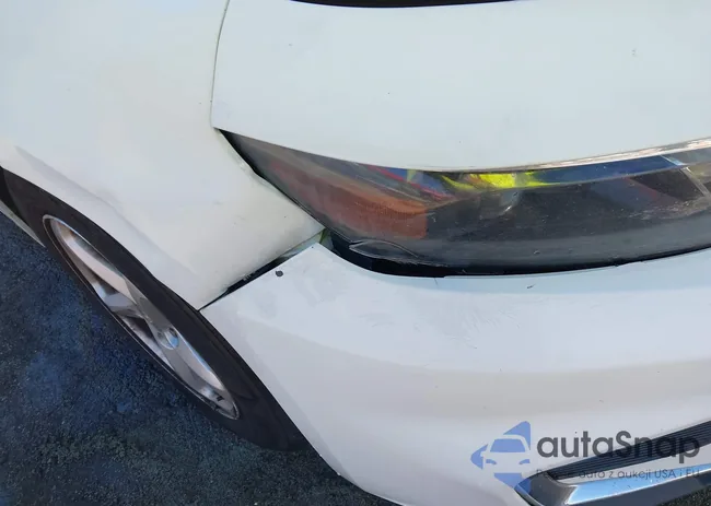 1G1ZB5ST4GF312585: 43806725