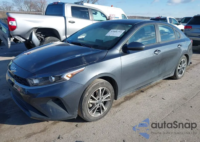 3KPF24AD0PE632298: 43806754