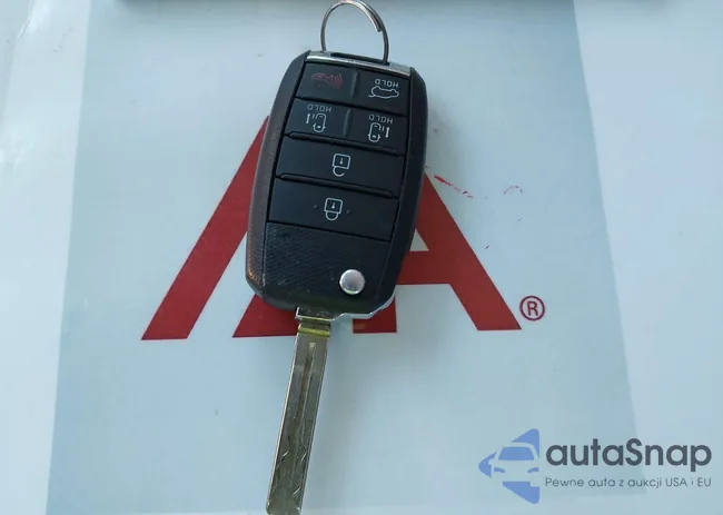 KNDMB5C1XM6673751: 43808013