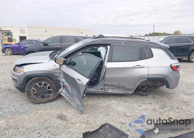 3C4NJDDB8KT671153: 43808046