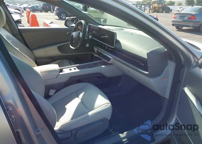 KMHM34ACXPA040675: 43808149