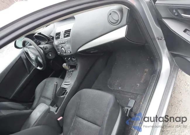 JM1BL1UG7C1555877: 43808152