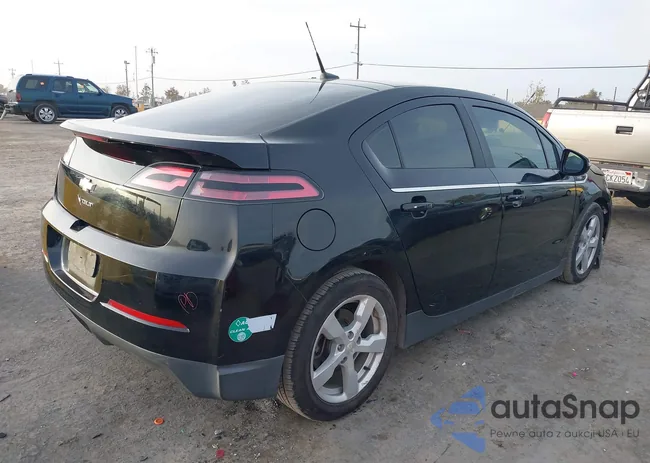 1G1RE6E48EU173202: 43808236