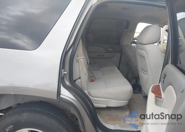 1GNFC13007J206868: 43808242