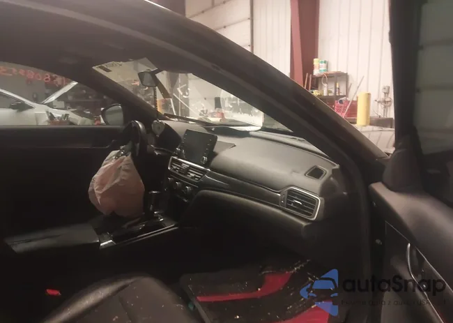 1HGCV1F3XJA738035: 43808353