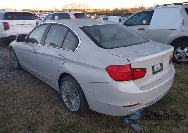 WBA3A5G52CNP17495: 43808482