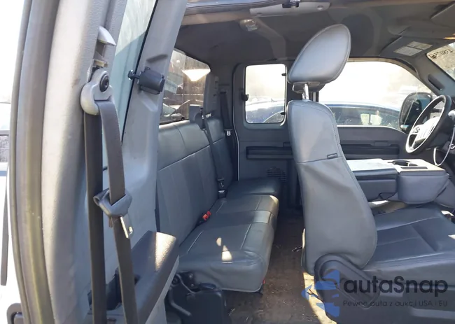 1FT7X2B65DEB20649: 43807563